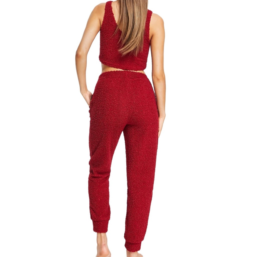 Teddy Lounge Set - image 6